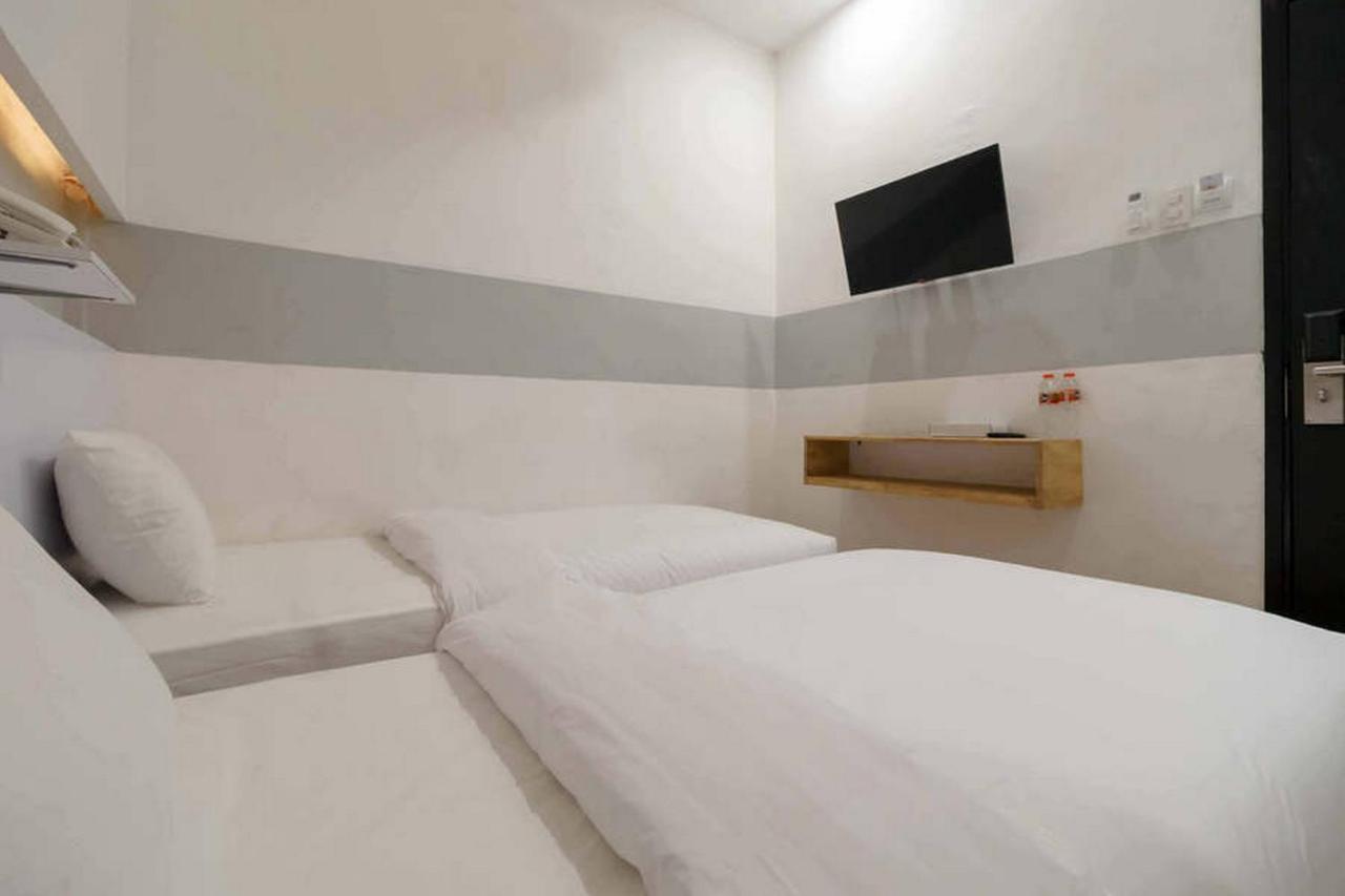 Jotel Guest House Mitra Reddoorz Pulauberayan Zewnętrze zdjęcie