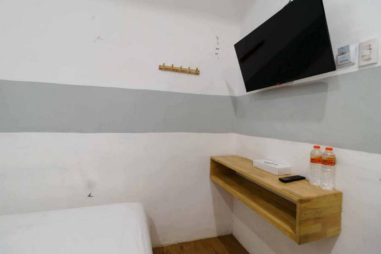 Jotel Guest House Mitra Reddoorz Pulauberayan Zewnętrze zdjęcie