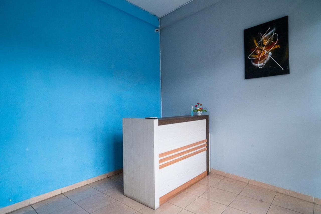 Jotel Guest House Mitra Reddoorz Pulauberayan Zewnętrze zdjęcie