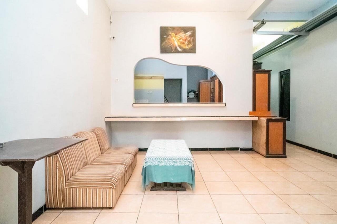 Jotel Guest House Mitra Reddoorz Pulauberayan Zewnętrze zdjęcie