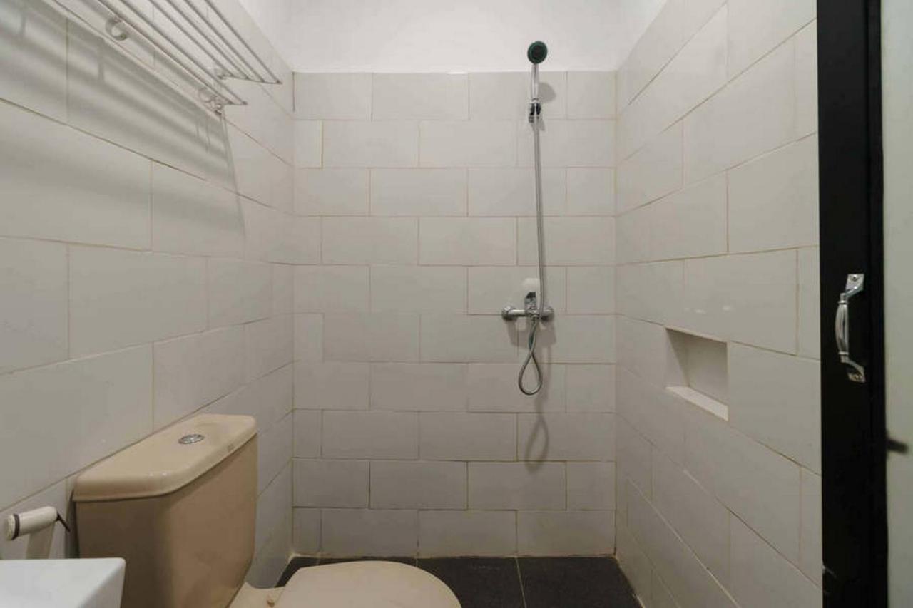 Jotel Guest House Mitra Reddoorz Pulauberayan Zewnętrze zdjęcie