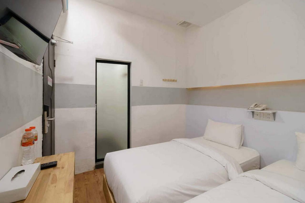 Jotel Guest House Mitra Reddoorz Pulauberayan Zewnętrze zdjęcie
